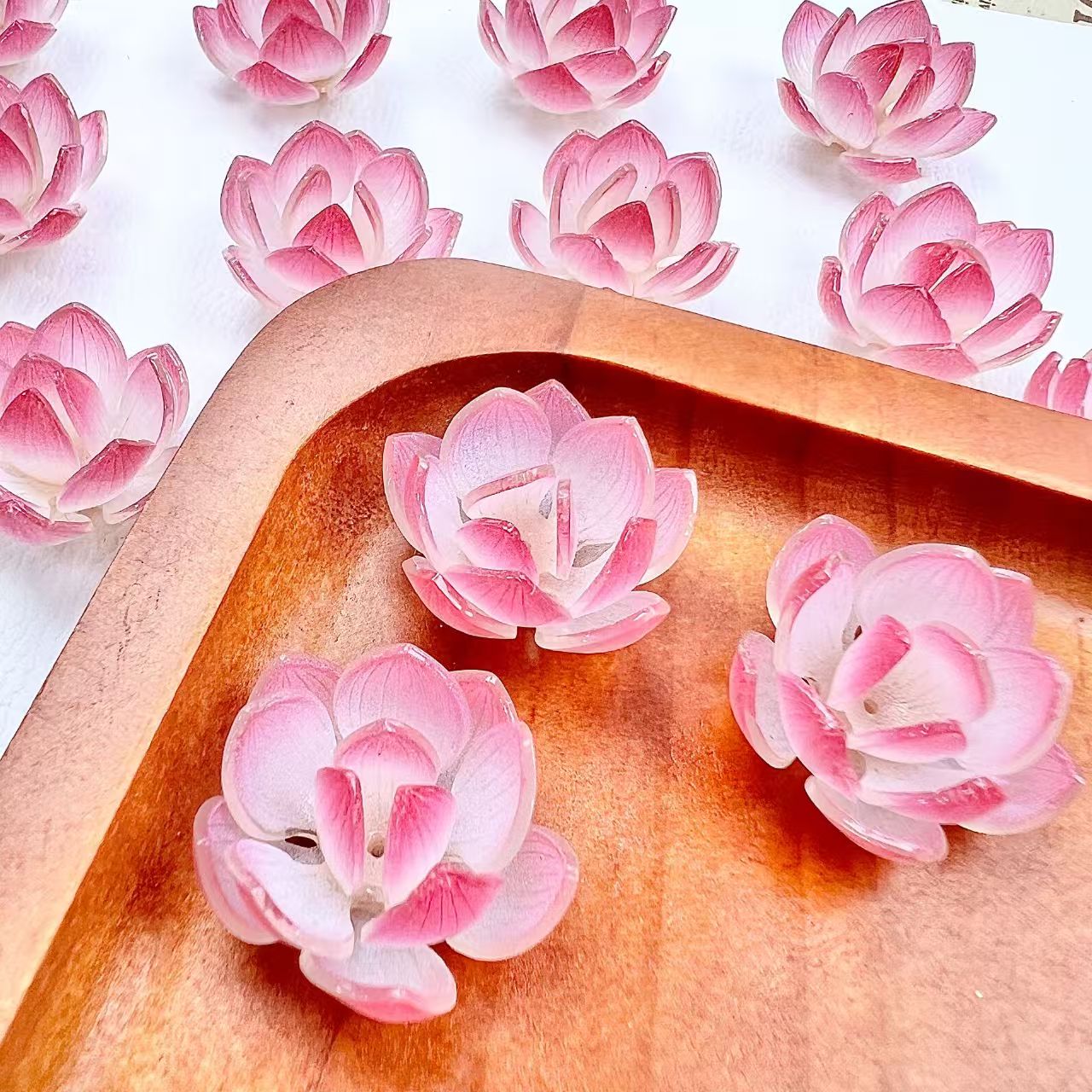 #DIY jewelry accessories - perforated lotus flowers and lotus leaves